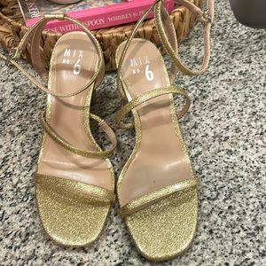 Mix No. 6 Gold heels